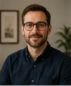 Portrait of Matthew Brooks, Registered Psychologist